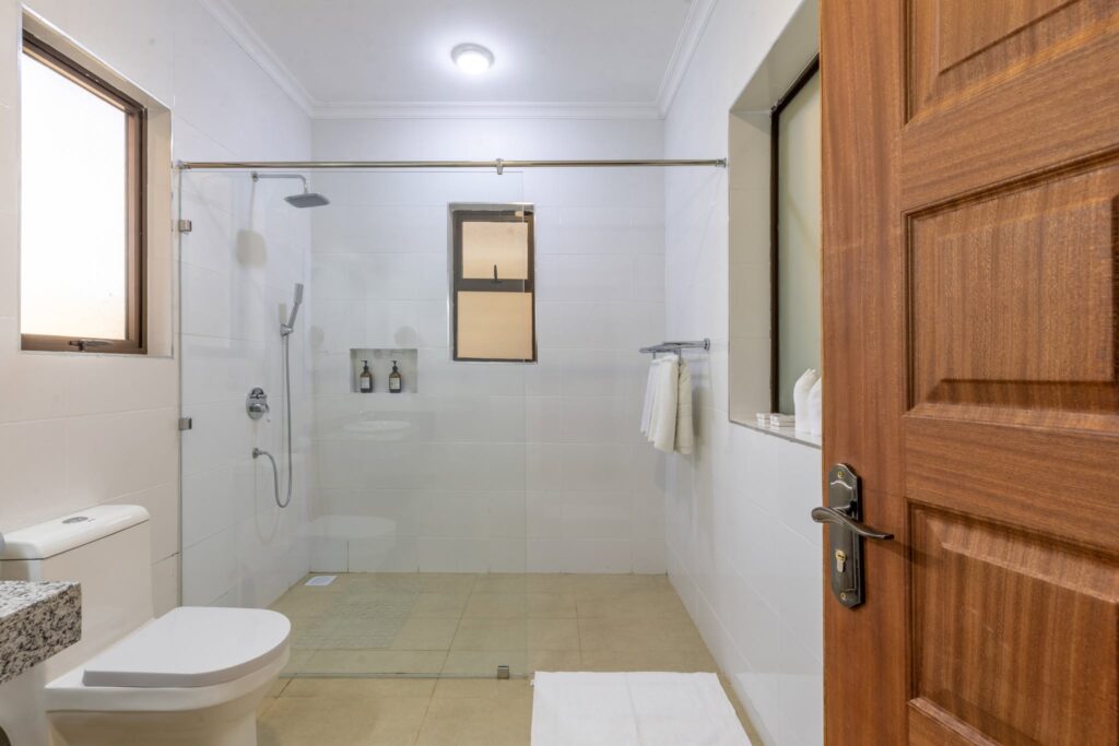 Lake_Naivasha_Crescent_Lodge (1)